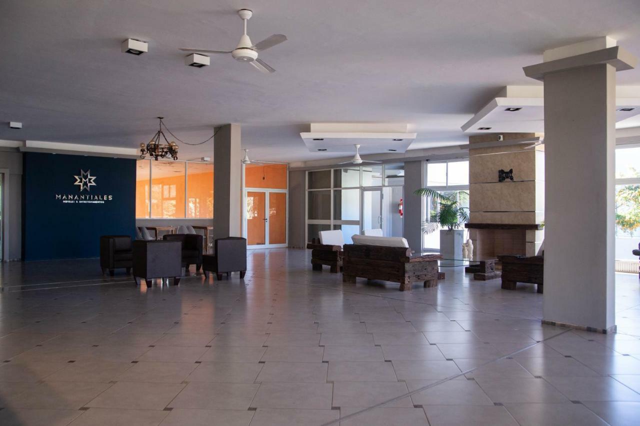Manantiales Hotel De Turismo Монте-Касерос Экстерьер фото
